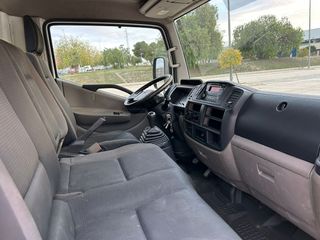 Nissan Cabstar 2016