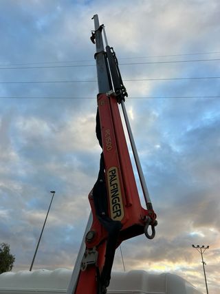 Nissan Cabstar 2016