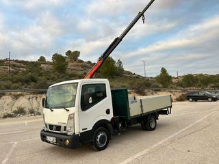 Nissan Cabstar 2016