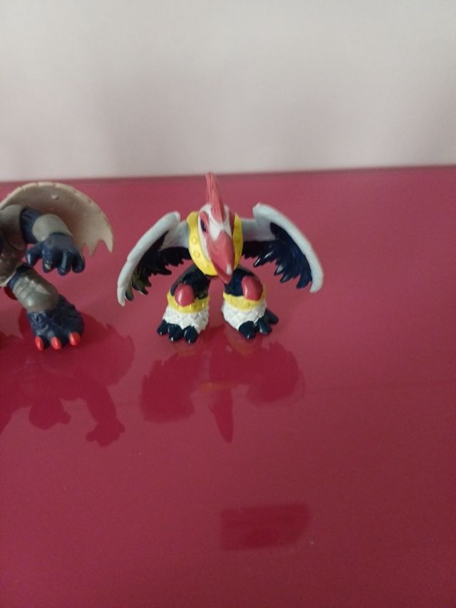 5 figuritas de gormitis