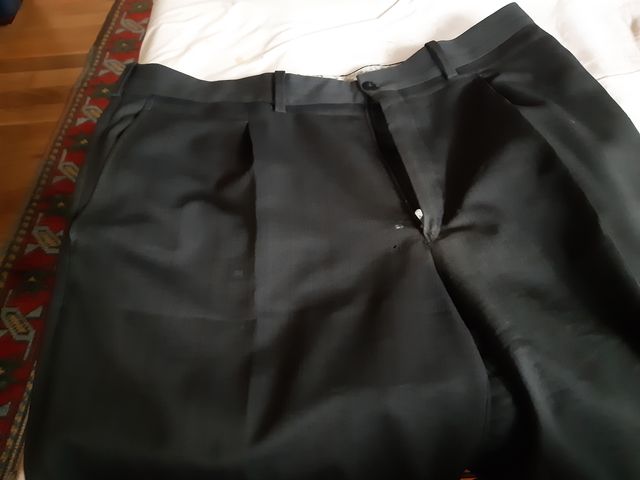 Traje 100% Lana talla 52