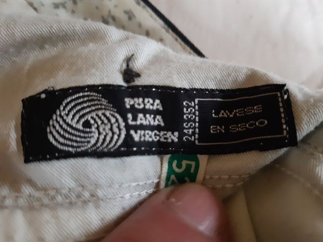 Traje 100% Lana talla 52