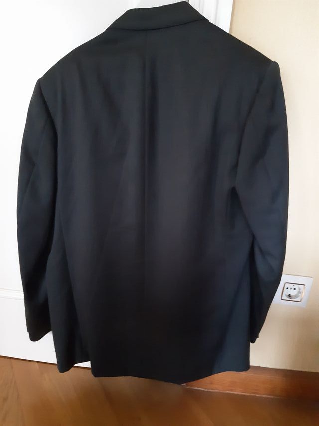 Traje 100% Lana talla 52