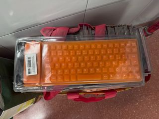 Teclados flexibles naranja 