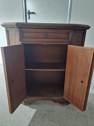 Mueble antiguo madera