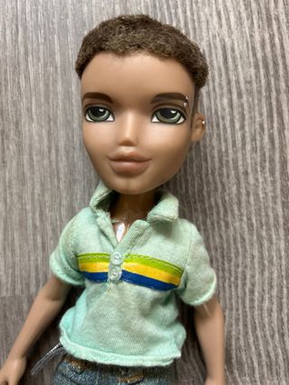 Muñeco bratz boyz dylan beach style