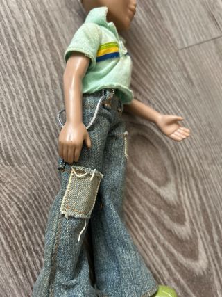 Muñeco bratz boyz dylan beach style