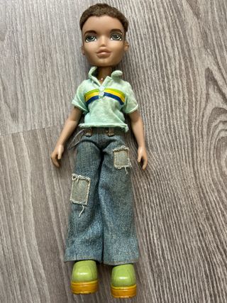 Muñeco bratz boyz dylan beach style