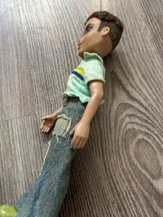 Muñeco bratz boyz dylan beach style