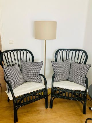 sillones mimbre/bambu negros