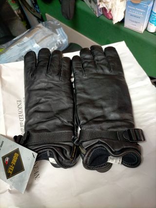 Guantes Gore-tex.