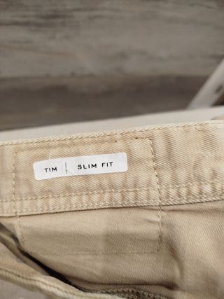 Pantalón Slim Fit de Jack & Jones. 