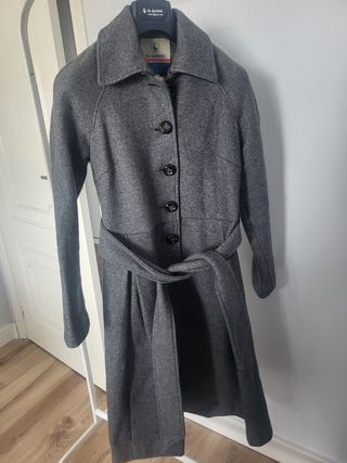 Abrigo marca el ganso