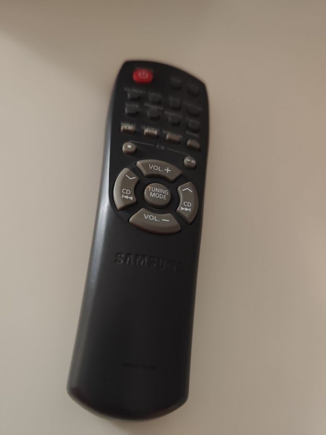 Equipo música con mando