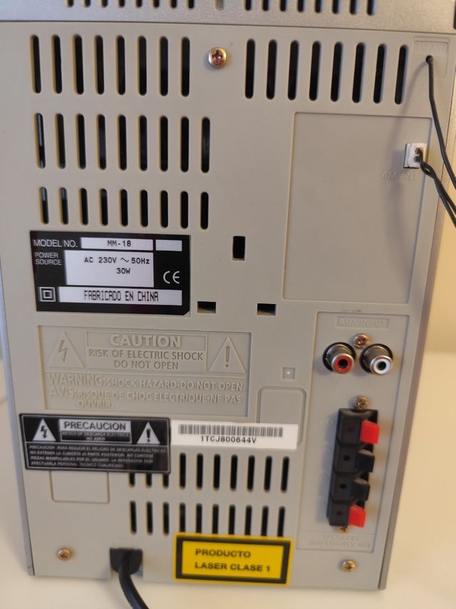 Equipo música con mando