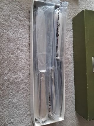 Christofle, cubertería nueva.