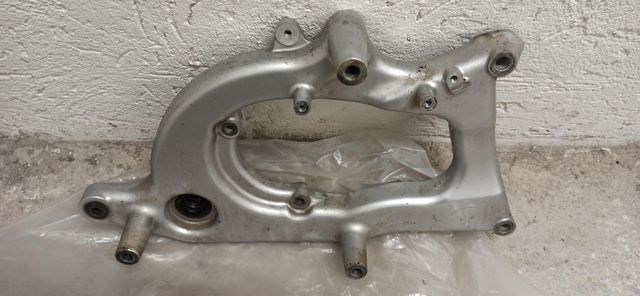 SH300 ATTACCO POST. E  STELI FORCELLE ANTERIORI