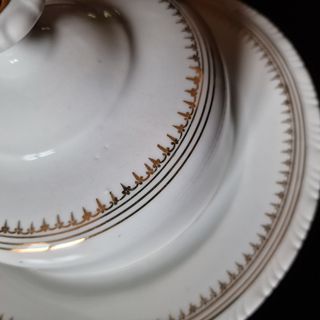 MANTEQUILLERA | BOMBONERA