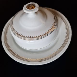 MANTEQUILLERA | BOMBONERA