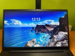 Portátil Lenovo Pro V15 G2 ITL - Excelente