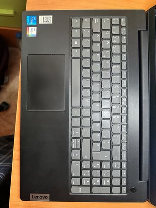 Portátil Lenovo Pro V15 G2 ITL - Excelente