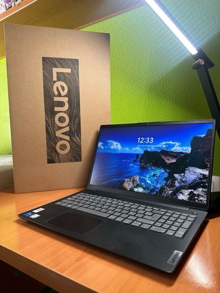 Portátil Lenovo Pro V15 G2 ITL - Excelente