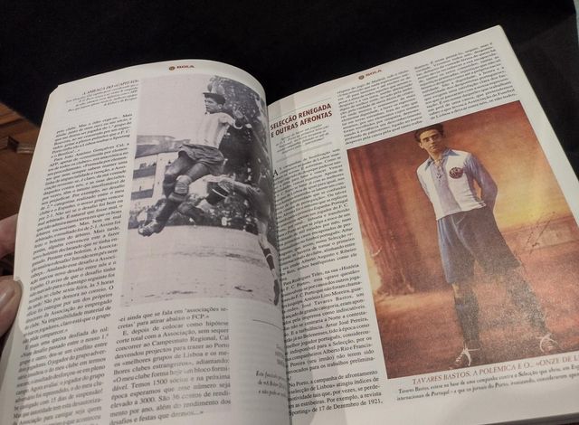 Glória e Vida de Três Grandes - António Simões