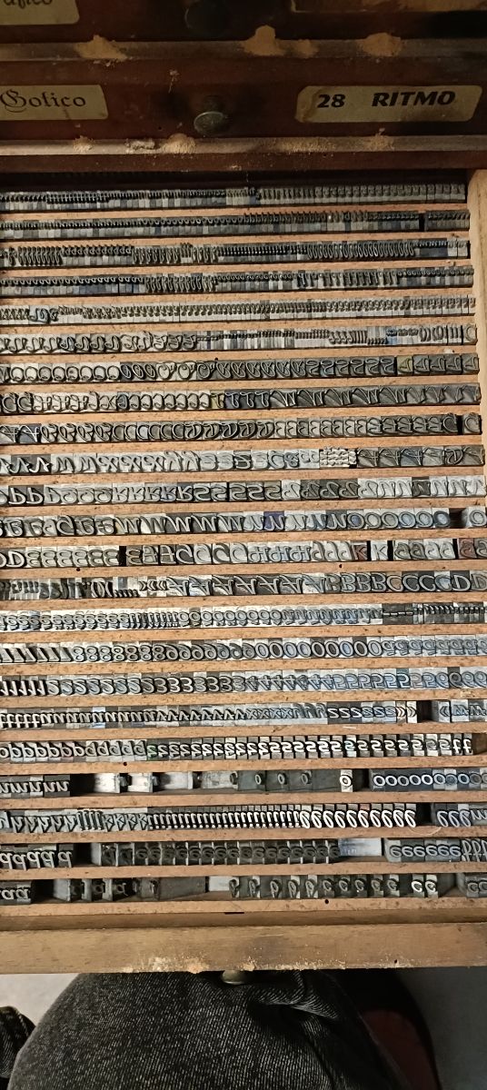 Caratteri tipografici piombo