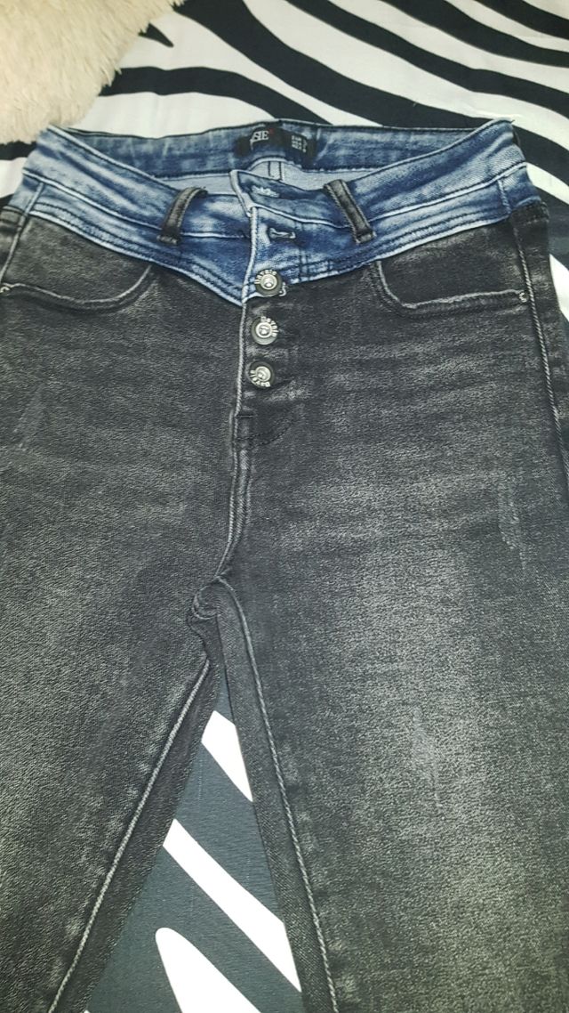 Pantalon dos colores vaquero licra