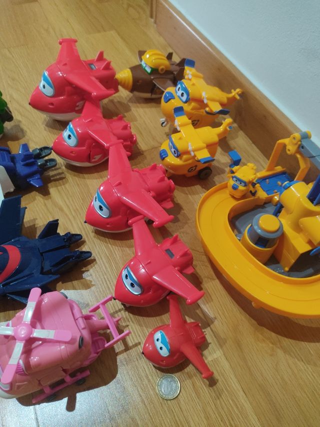 LOTE de aviones Super Wins+regalo Dizzy grande