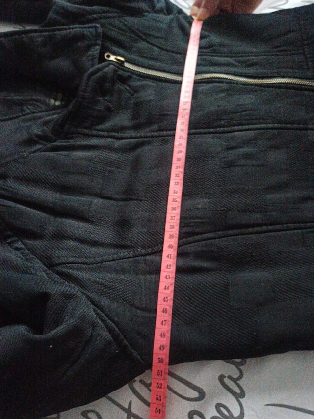 Abrigo negro de Desigual