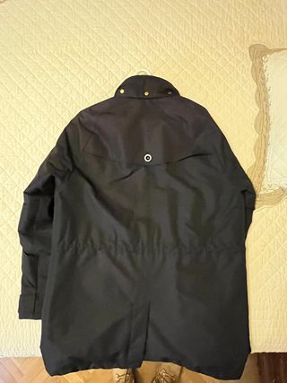 Gabardina Burberry de plumas 