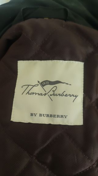 Gabardina Burberry de plumas 