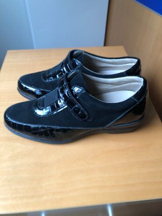 Zapatos mujer, ante y charol