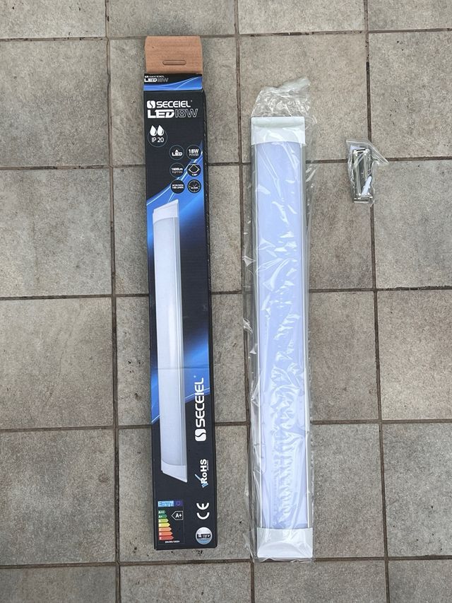 15 Plafoniere LED 36W lungo 120cm