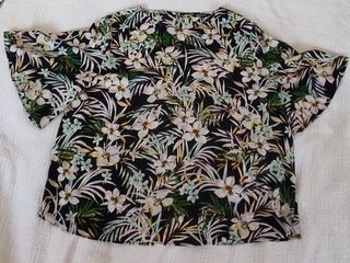 Vendo pack de 5 camisetas. 
