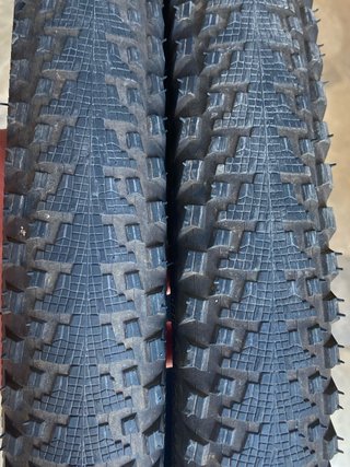 Neumaticos CONTINENTAL 20’’