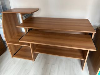 Mobile scrivania porta computer