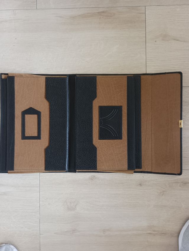 Portafolios de cuero, negro