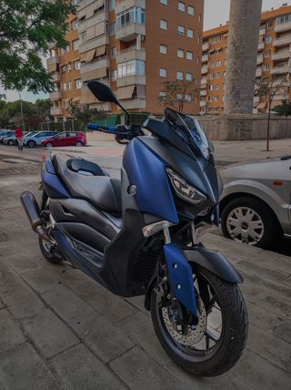 Yamaha xmax 125