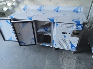 MESA REFRIGERADA FABRICADA A MEDIDA