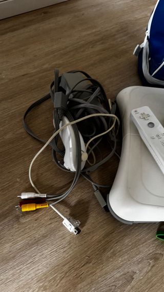 Wii + juegos + wiifit