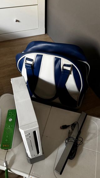 Wii + juegos + wiifit