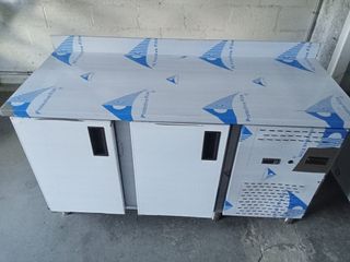 BAJO MOSTRADOR 2 PUERTAS