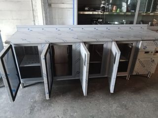 MESA REFRIGERADA 4 PUERTAS MARCA GLOBAL