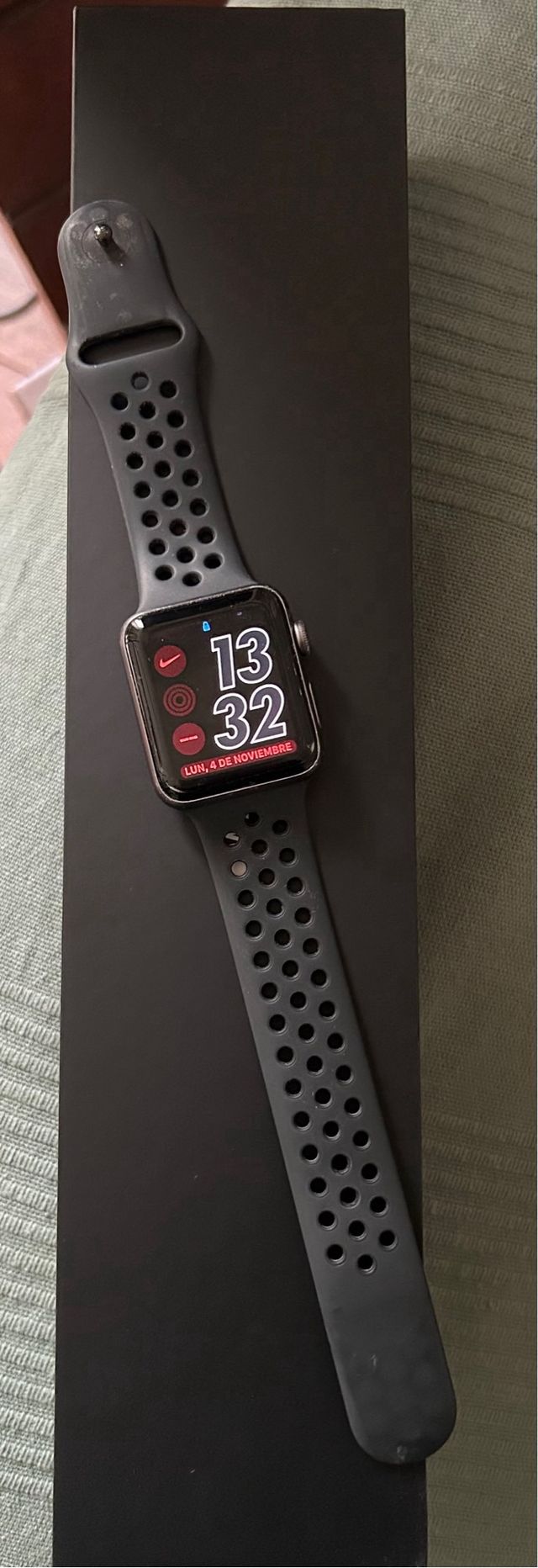 APPLE WATCH SERIE 3 NIKE 42