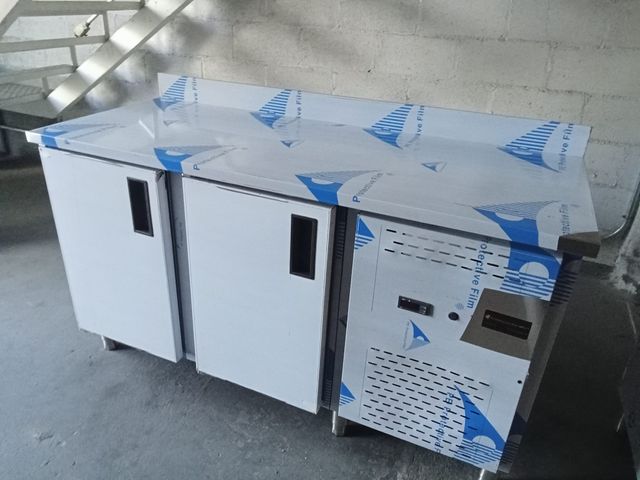 BAJO MOSTRADOR 2 PUERTAS ACERO INOXIDABLE