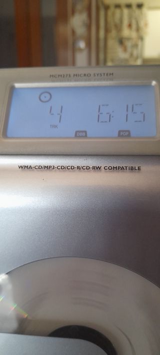 Radio ,CD ,USB,MP3 .