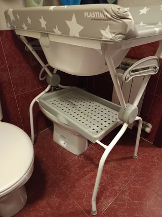 Bañera cambiador sobre bidé