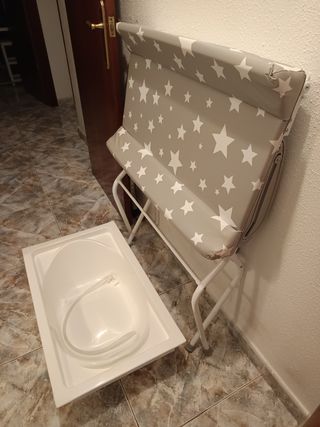 Bañera cambiador sobre bidé
